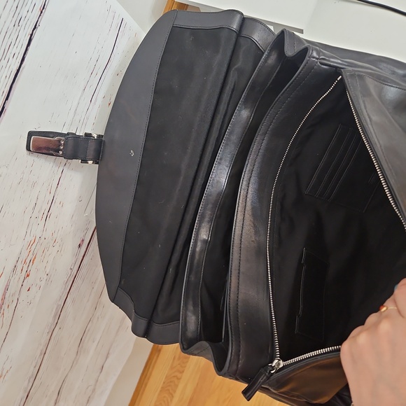 Coach Vintage Black Leather Brifcase - Picture 12 of 16